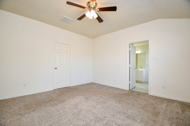 Building Photo - 5607 Stonecloud Ln