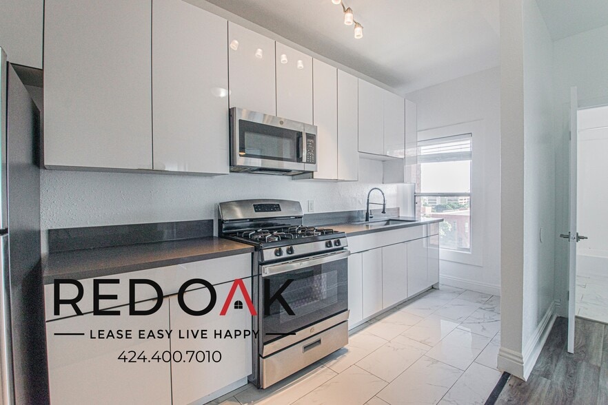 Building Photo - 744 Beacon Ave