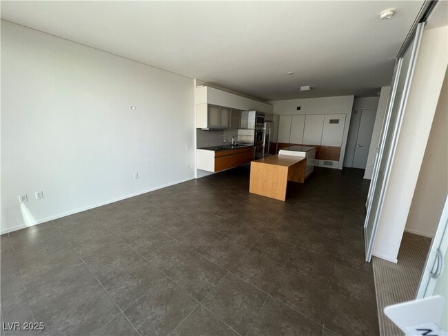 Building Photo - 3726 S Las Vegas Blvd