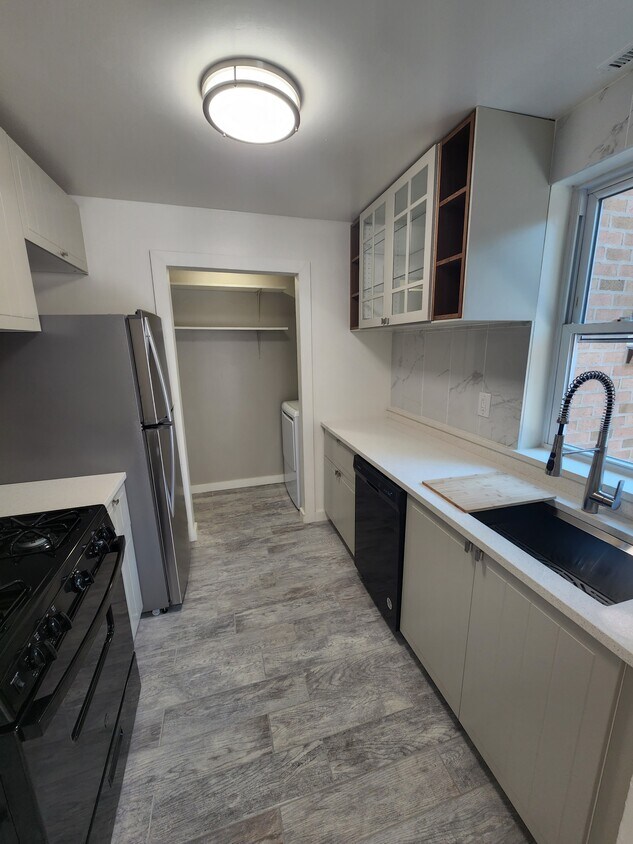 Kitchen - Main Line Village
