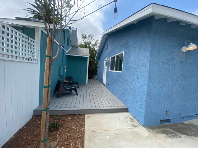 Building Photo - 5135 N Eagle Rock Blvd