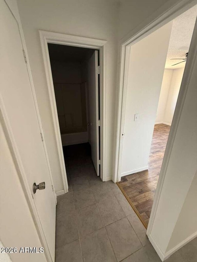 Building Photo - 3105 E 14th St