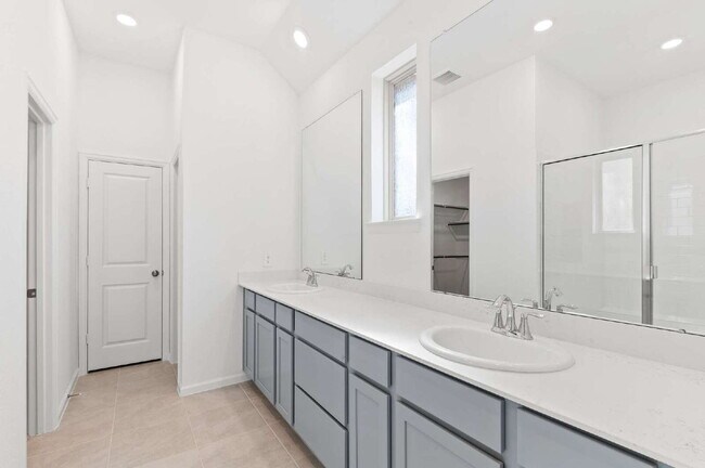 Building Photo - 18211 Saffron Sun St