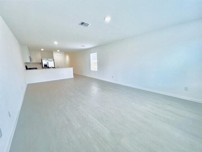 Building Photo - 3124 Twisted Myrtle Dr