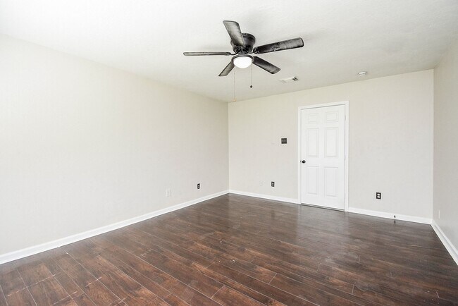 Building Photo - 14703 Concord Grove