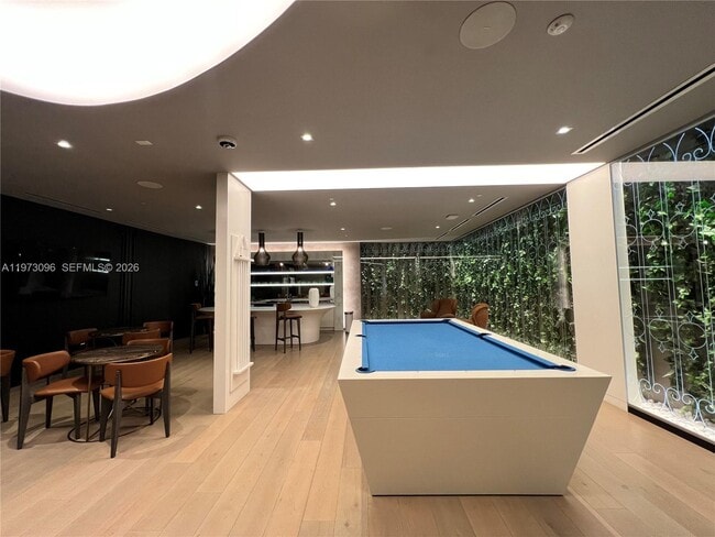 Building Photo - 1000 Brickell Plaza