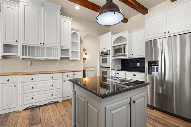 Building Photo - 2310 Vienna Dr