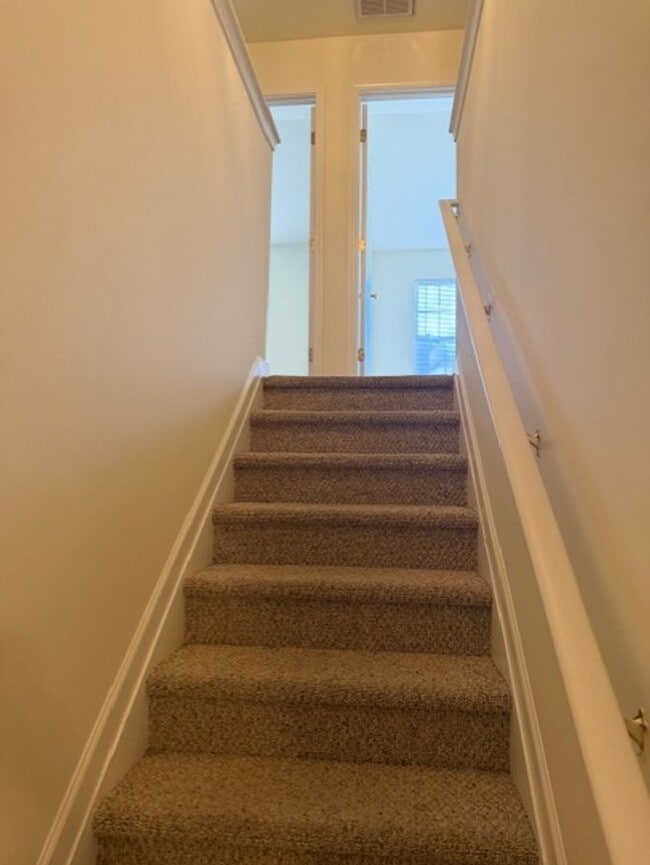 Building Photo - Welcome To the Townes Of Buckwalter