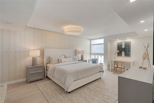 Building Photo - 1370 S Ocean Blvd