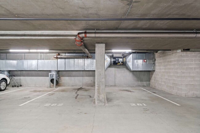 Building Photo - San Diego- Downtown- La Vita – Little Italy Condo- Townhome Style for Rent