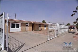 Building Photo - 3 bedroom in El Paso TX 79907
