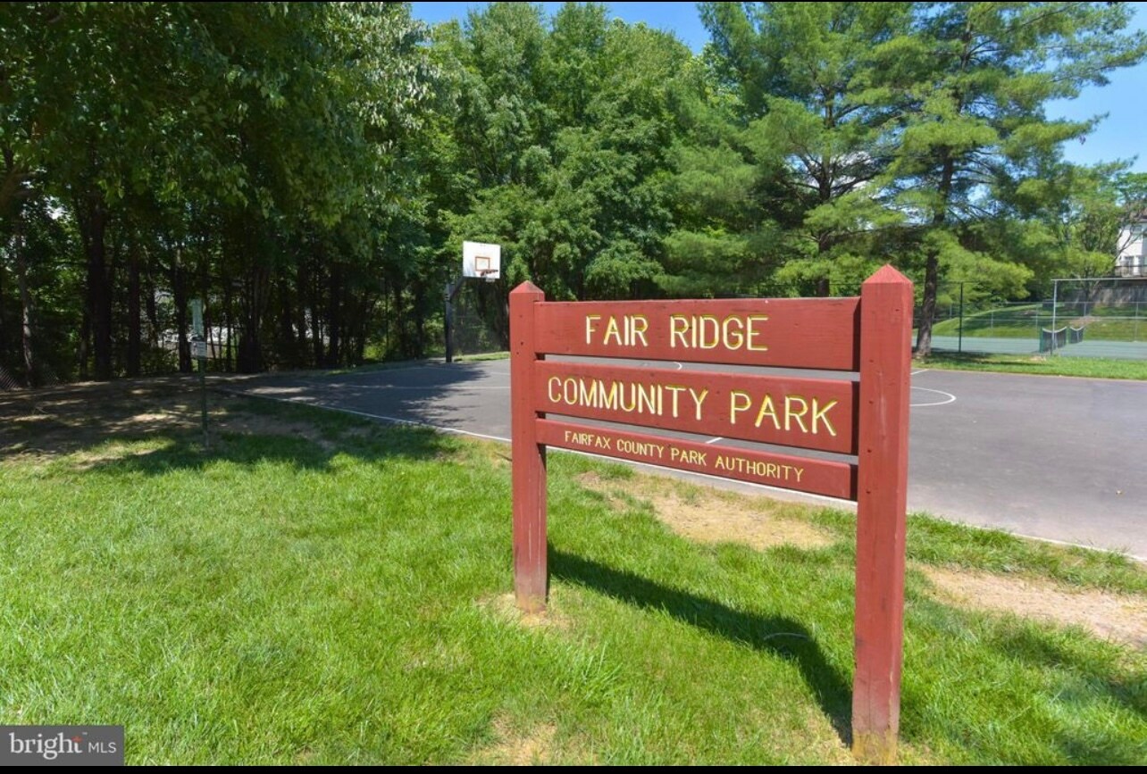 Building Photo - 12158 Penderview Ln