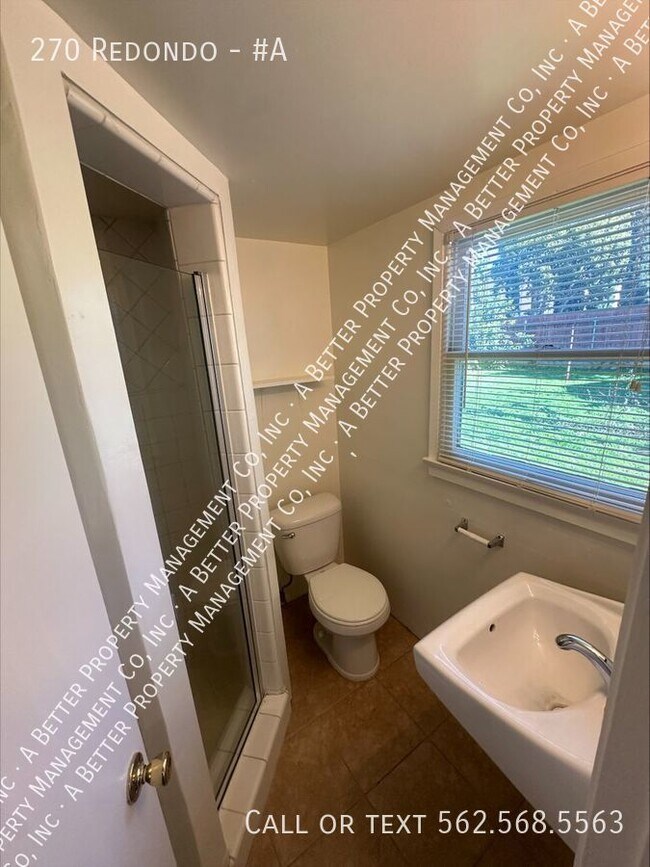 1 bedroom in Triplex with Large Shared Yar... 270 Redondo Ave Long