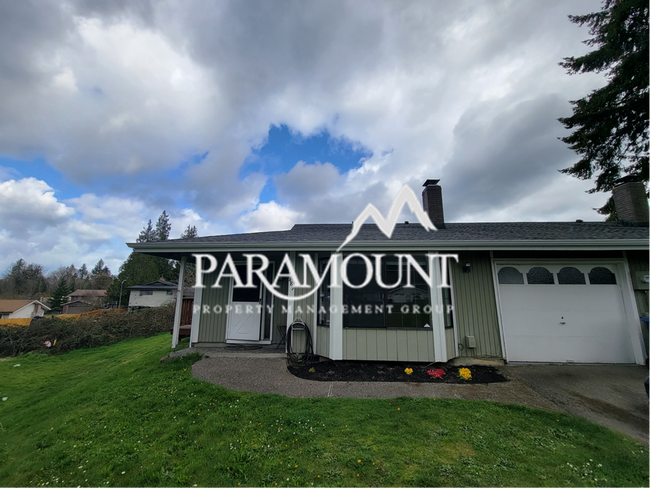 Primary Photo - 3 Bedroom Oasis in Port Orchard!