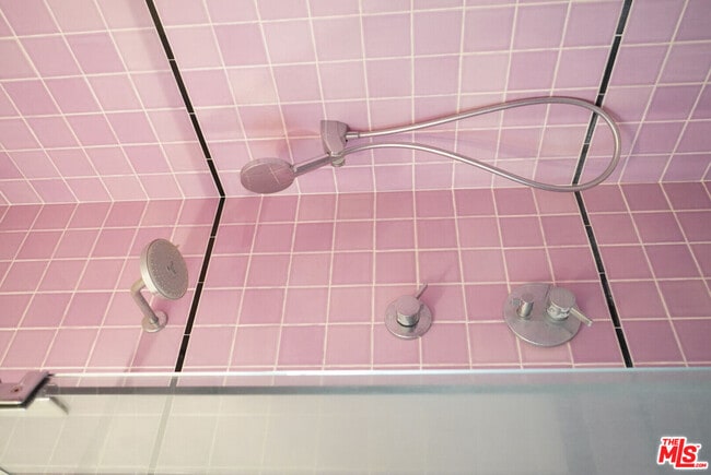 Building Photo - 8361 Blackburn Ave