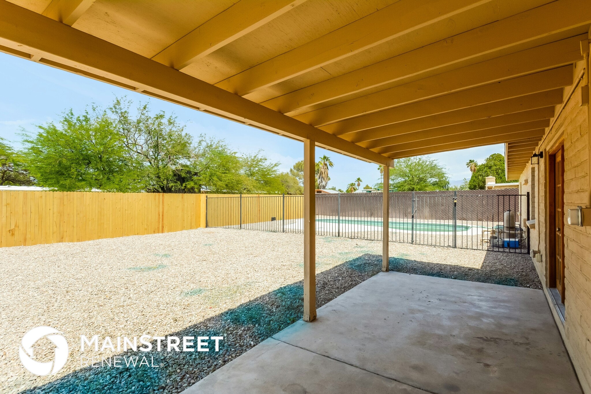 Building Photo - 7321 E Lakeside Dr