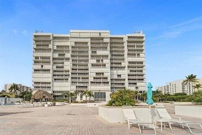 Building Photo - 1390 S Ocean Blvd