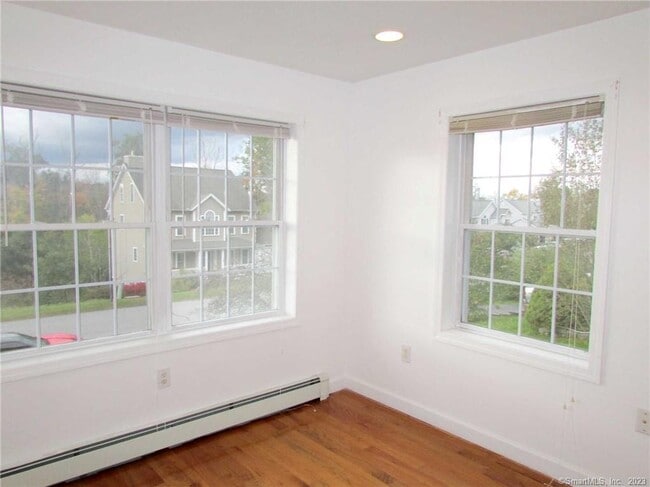 Building Photo - 134 SantaMaria Dr