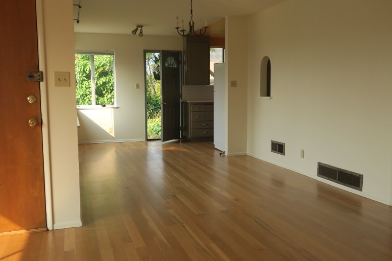 Building Photo - 5130 Manila Ave