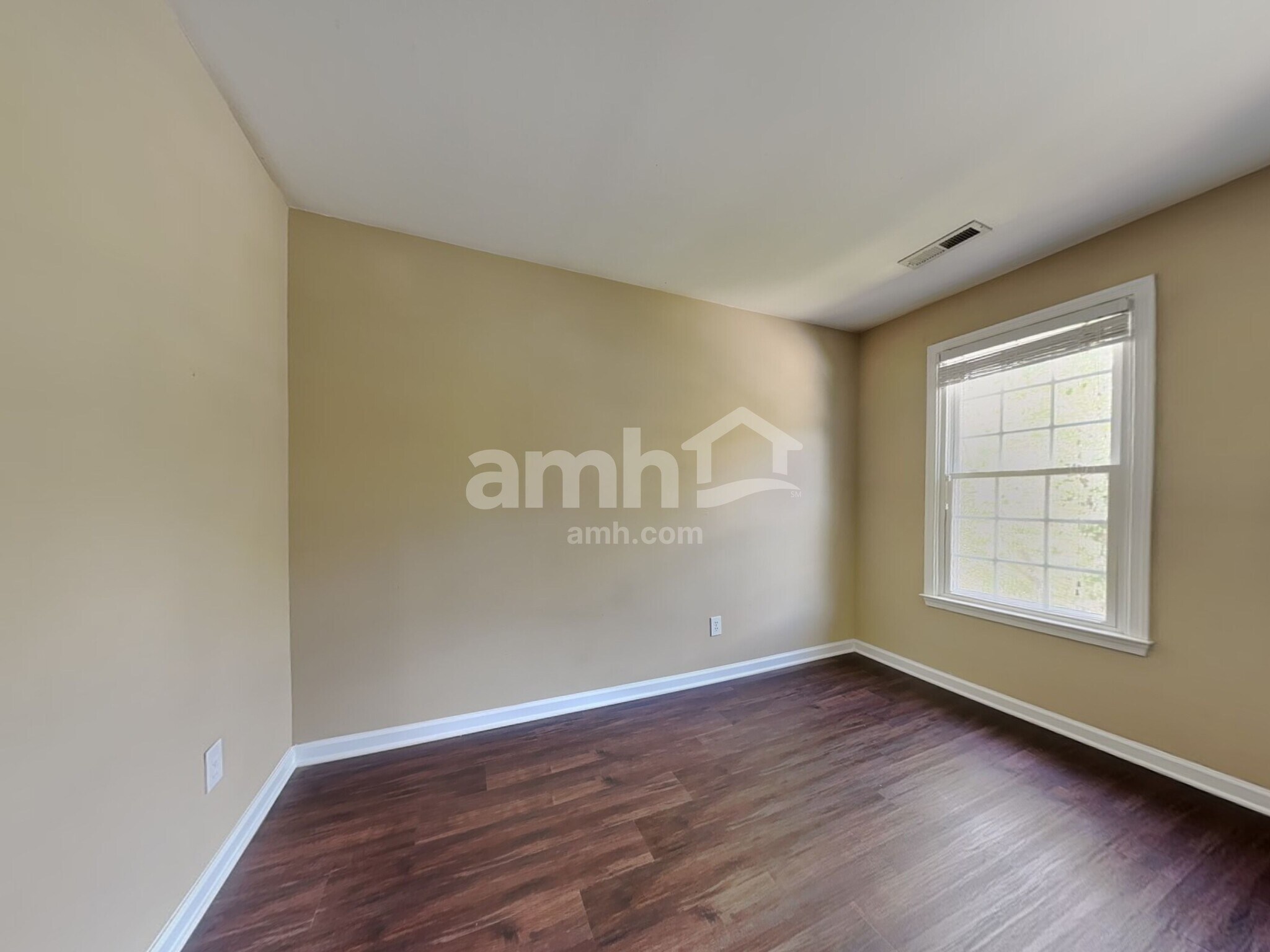 Building Photo - 4909 Heritage Woods Ct