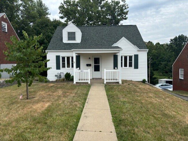 Primary Photo - Beautiful Home for Rent