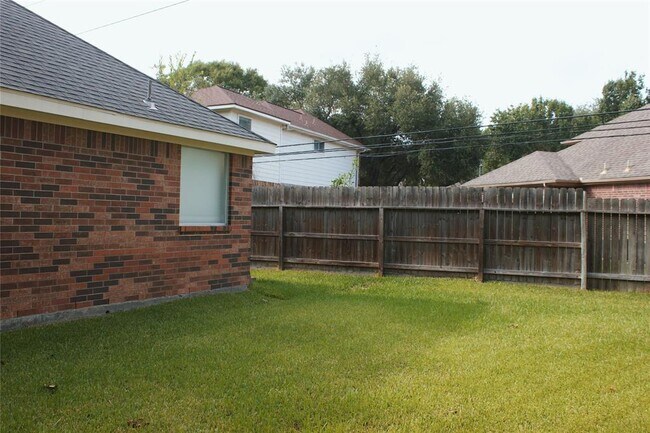 Building Photo - 10806 Sutter Ranch Cir