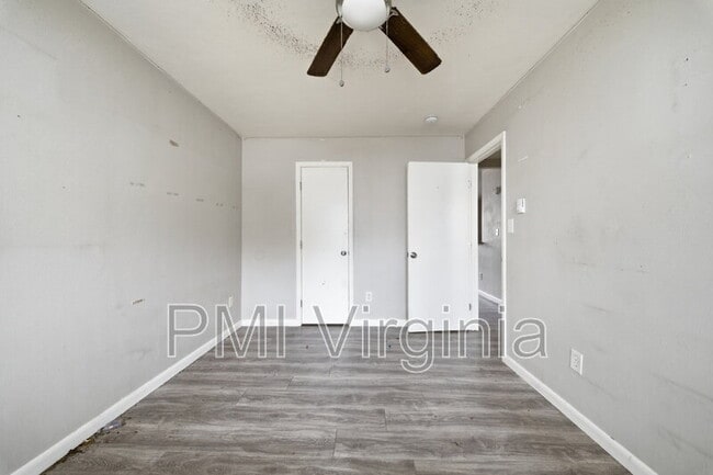 Building Photo - 2916 Pleasant Ave