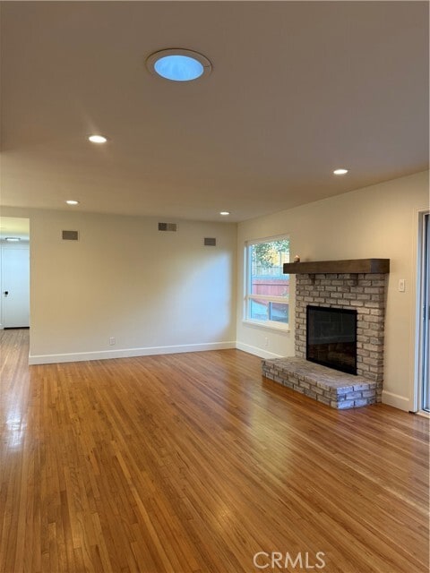 Building Photo - 720 Circle Dr