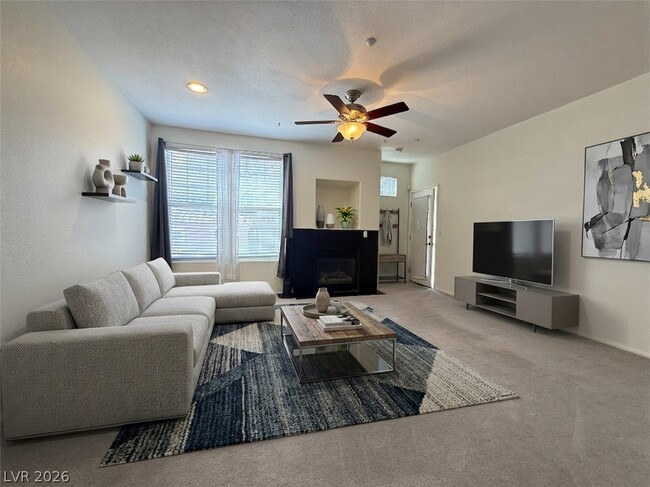 Building Photo - 5855 Valley Dr