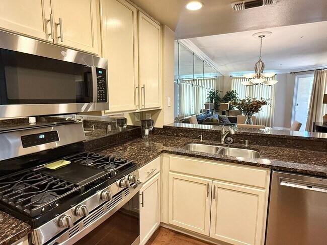 Building Photo - Live the Las Vegas Lifestyle in a Gated, A...