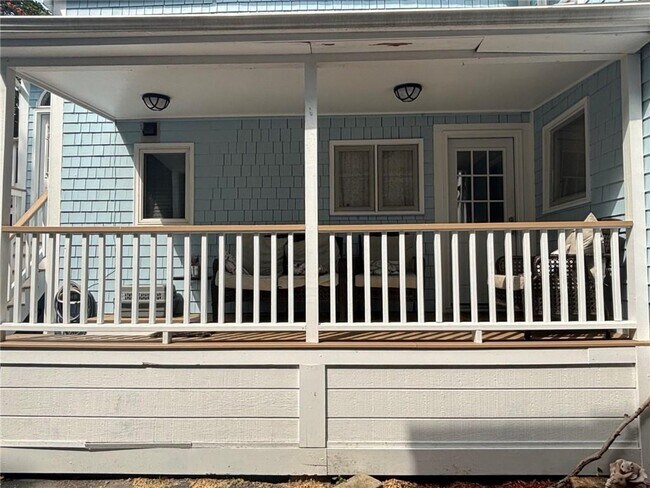 Building Photo - 21 Pope St