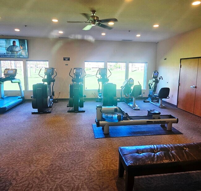 Building Photo - 69 Camino Arroyo N