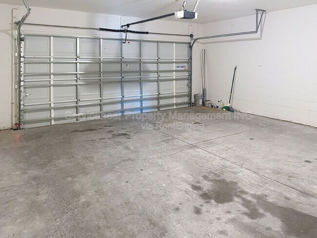 Building Photo - 2775 Sunnyvale St