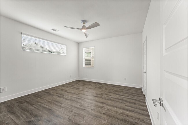 Building Photo - 5418 Robusto Pl