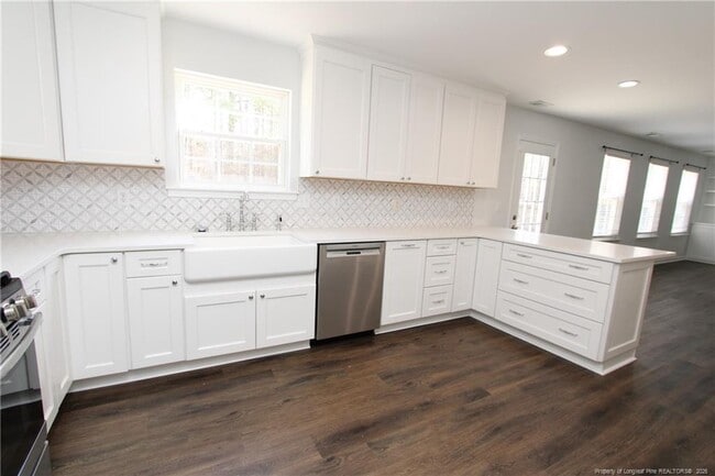 Building Photo - 105 Sturminster Dr