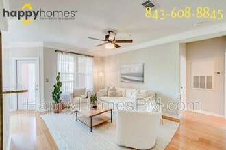 Building Photo - 2223 Chatelain Way