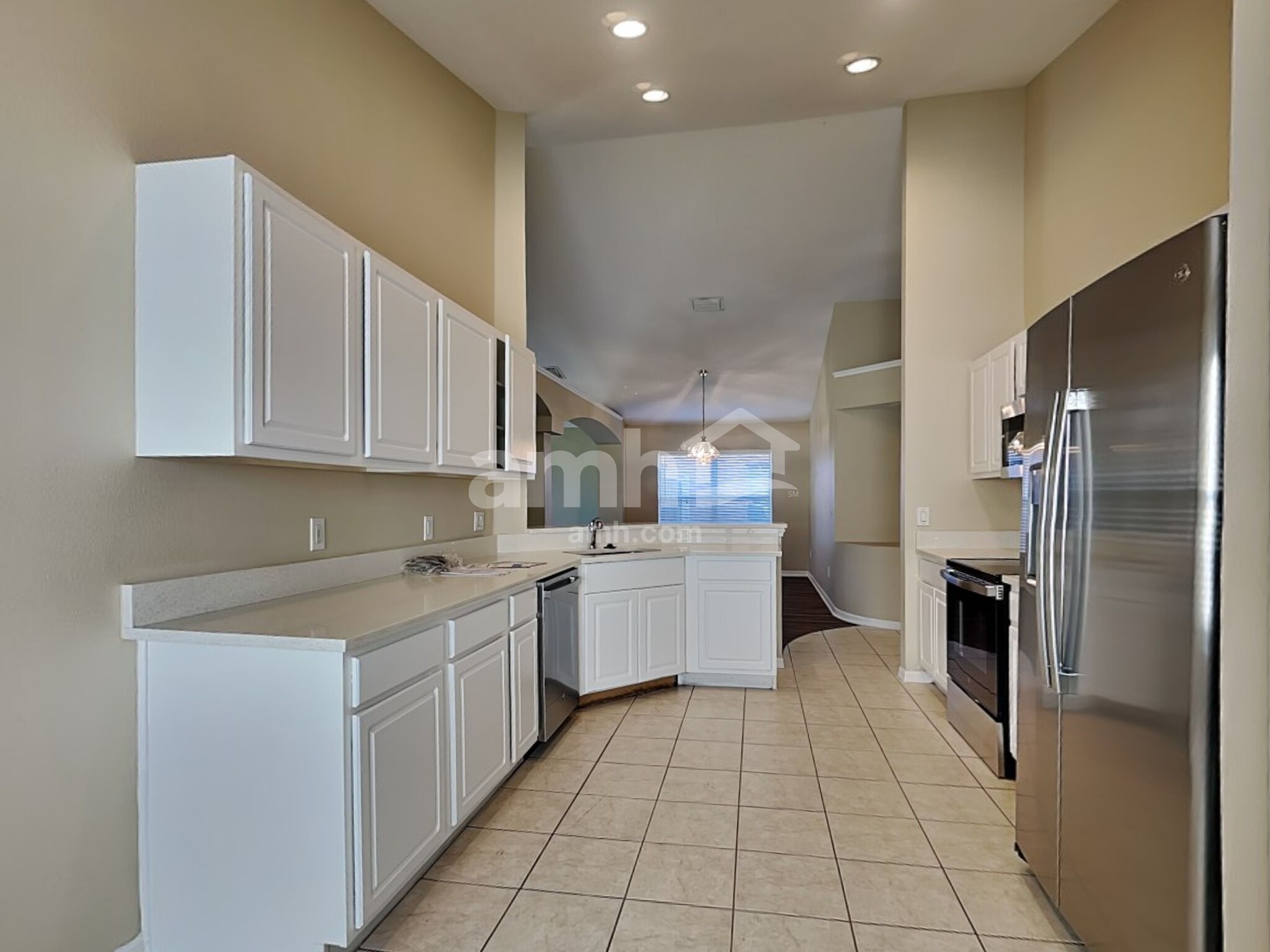 Building Photo - 32124 Cypress Valley Dr
