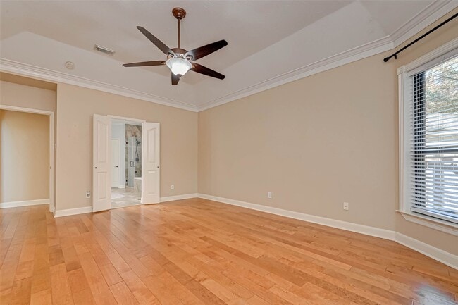 Building Photo - 11 Gabled Pines Pl