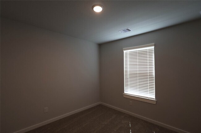 Building Photo - 8510 Blueberry Ash St