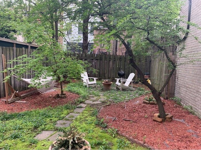 Building Photo - 299 Cumberland St