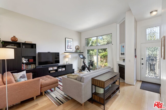 Building Photo - 13011 Mindanao Wy