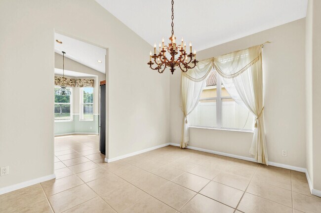 Building Photo - 6404 C Durham Dr