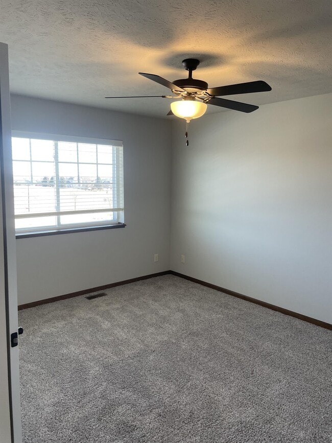 Building Photo - 1400 Cedar Cv Rd