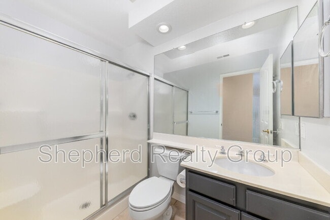 Building Photo - 1588 Elegante Ct