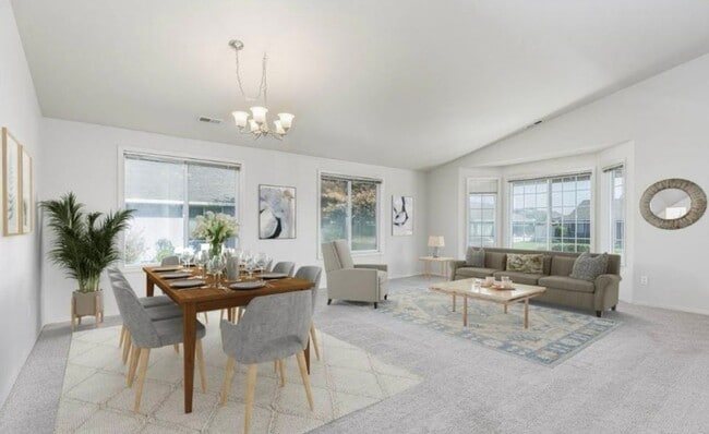 Building Photo - Stunning 3 Bedroom in West Pasco with RV Parking!!