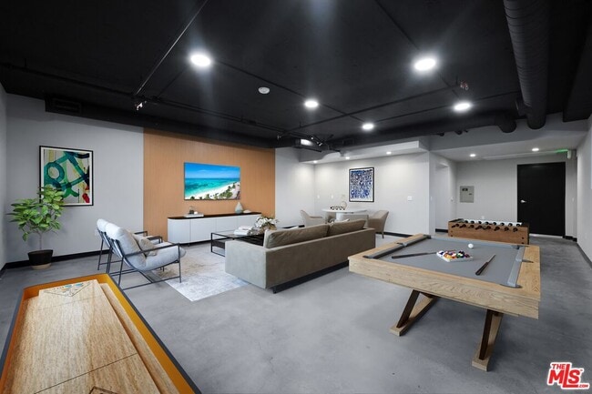 Building Photo - 14811 Erwin St