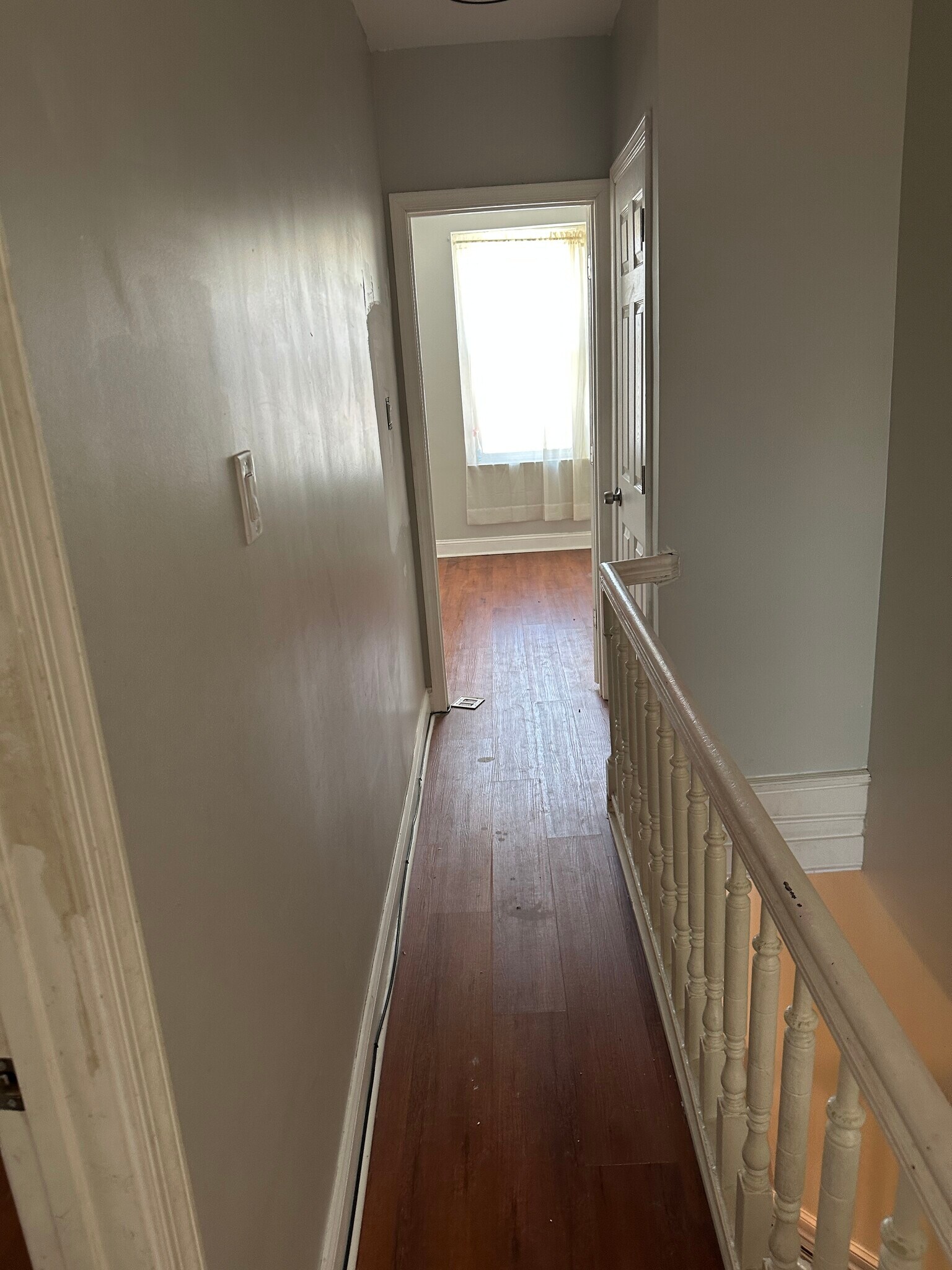 2nd floor hall & linen closet - 6020 Kershaw St