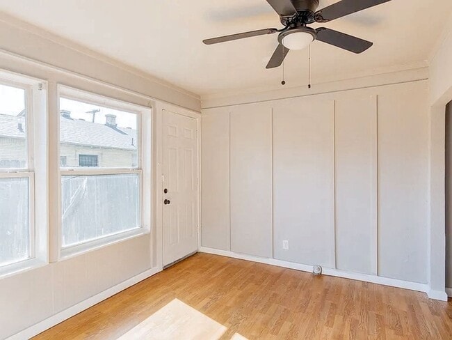 Building Photo - 4200 Kenwood Ct