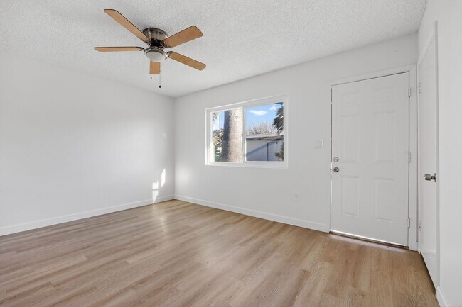 Building Photo - 767 Ball Ave