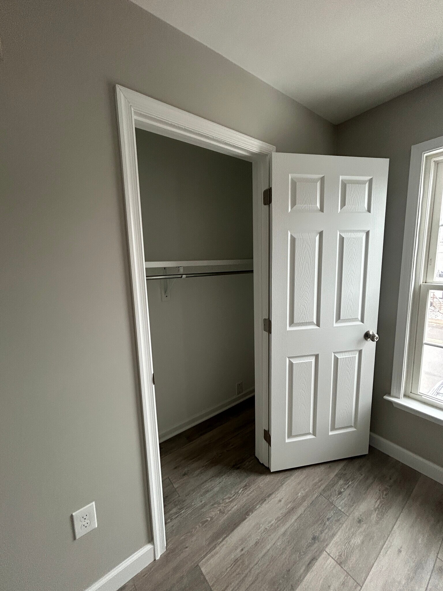 Building Photo - 138 Mike Ct